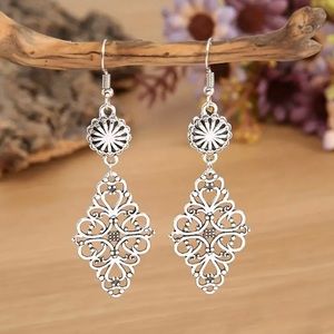 Elegant Retro Boho Dangle Earrings Stylish Silver Plated Zinc Alloy